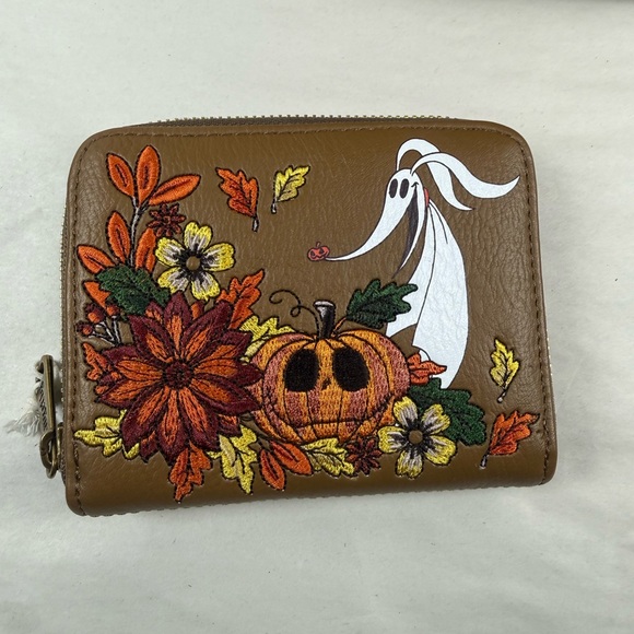 Disney The Nightmare Before Christmas Zero & Jack
Skellington Fall GITD Set - Picture 13 of 16